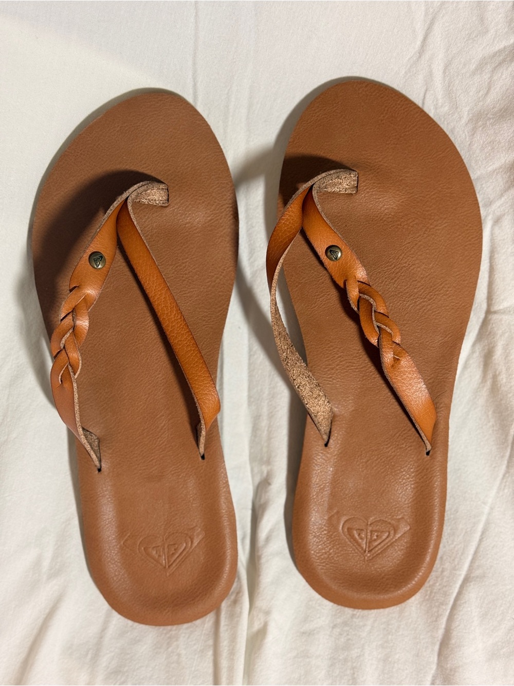Roxy Liza IV Tan brown Braided Strap Flip Flop Sandals like new size 8